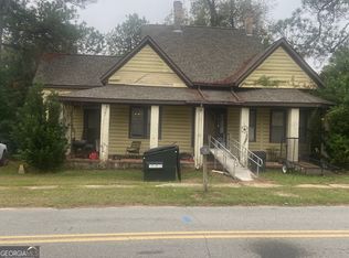 157 E Pine St, Colquitt, GA 39837