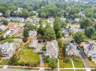 290 Clinton Pl, Hackensack, NJ 07601