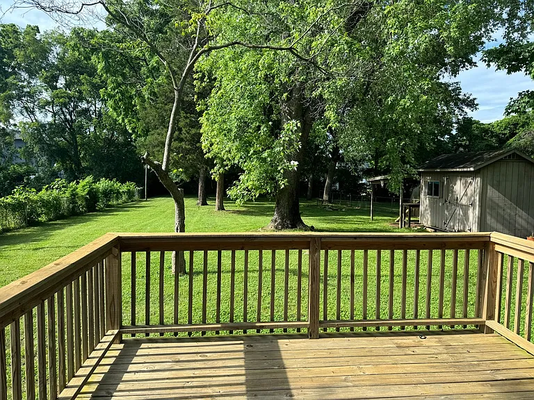 2826 Colonial Cir — Photo 20
