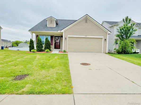 14094 Breakfast Dr, Redford, MI 48239