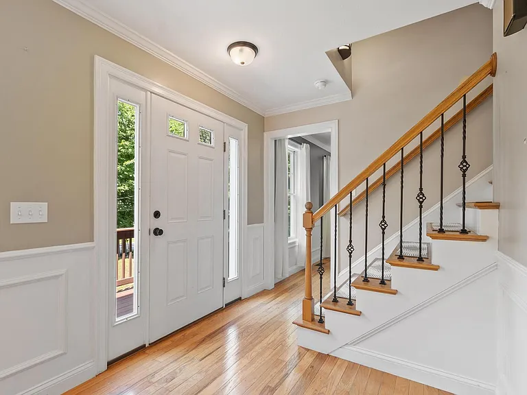 22 Valley Forge Cir — Photo 7
