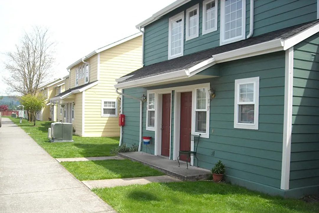 Country Run Apartments — Photo 3