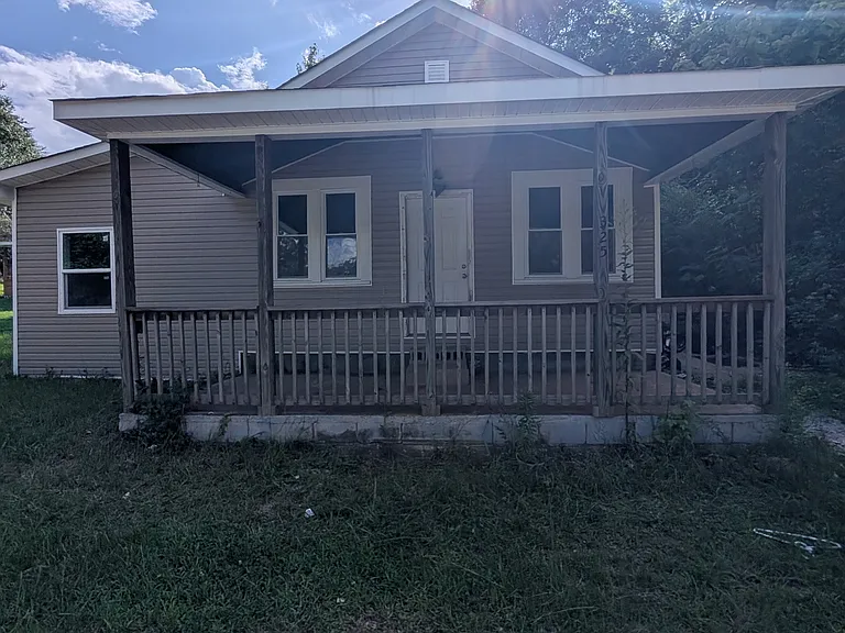 325 Corinth Rd — Photo 14