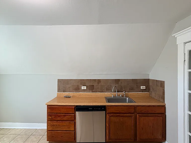 64 Stanley St #3 — Photo 9
