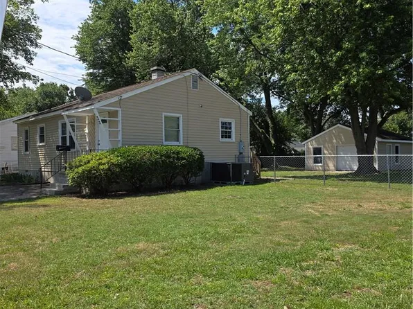 22 Gumwood Dr, Hampton, VA 23666