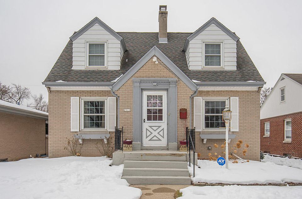 1st image of 2111 W Marne Ave