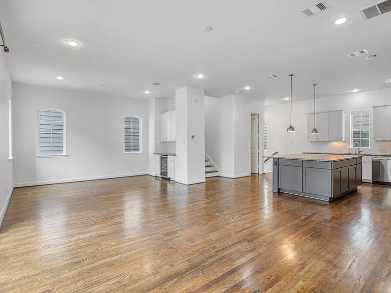 5521 Petty St — Photo 17