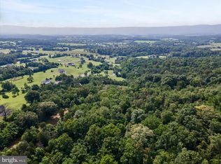 20 Hampstead Ct, Maurertown, VA 22644