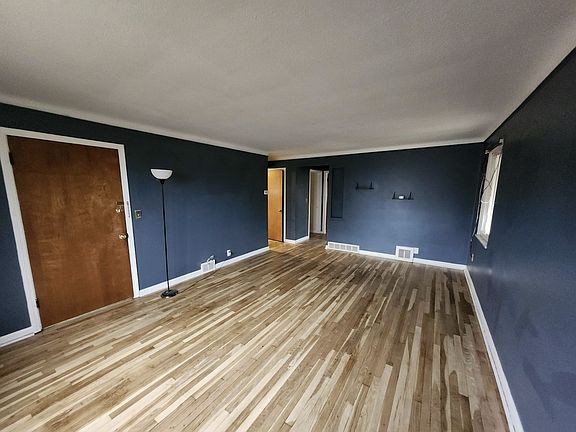 4th image of 24750 Lakeshore Blvd #Dn