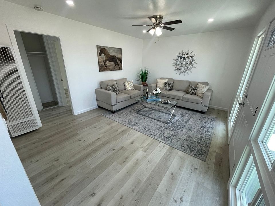 1st image of 4329 Clairemont Dr