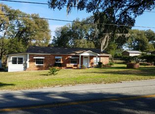 452 Glenwood Rd, Deland, FL 32720