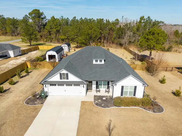 29 Hudson Dr, Ray City, GA 31645