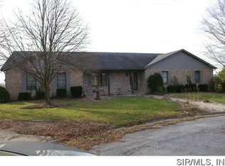 3420 Robin Ln, Freeburg, IL 62243