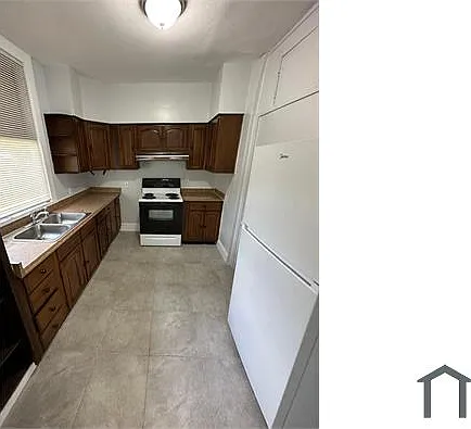 130 E 5th St — Photo 11
