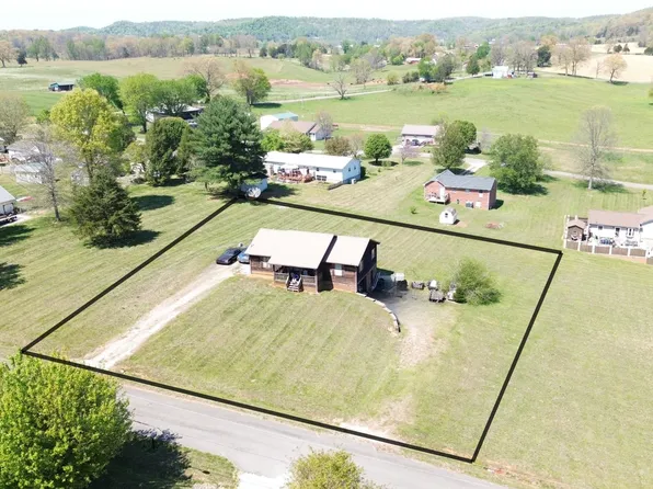 225 Findlay Subdivision Rd, Sparta, TN 38583