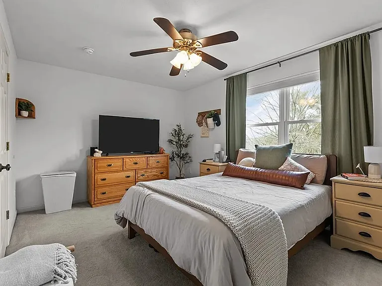 331 Glaser Ave #A — Photo 3