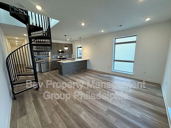 5th image of 2035 E Lehigh Ave Unit 44B