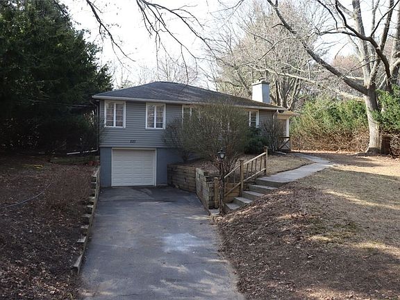 2nd image of 527 Vosburg Rd