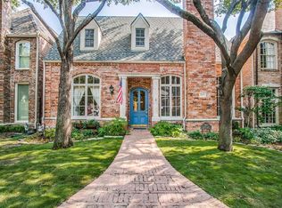 7977 Caruth Ct, Dallas, TX 75225