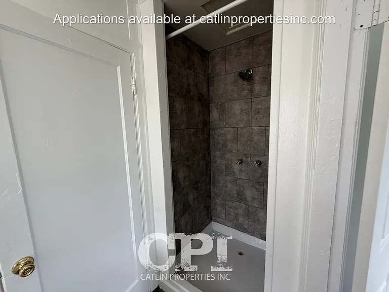 277 Baltimore St — Photo 10