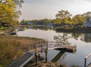 17 Hendrie Dr, Old Greenwich, CT 06870