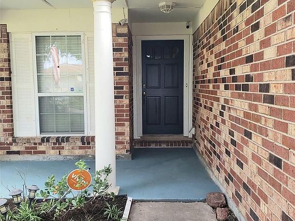 3rd image of 22114 Breezy Hill Dr