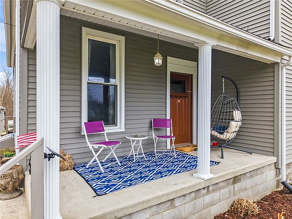 3rd image of 2233 Mercer West Middlesex Rd