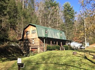 499 Blankenship Ln, Erwin, TN 37650