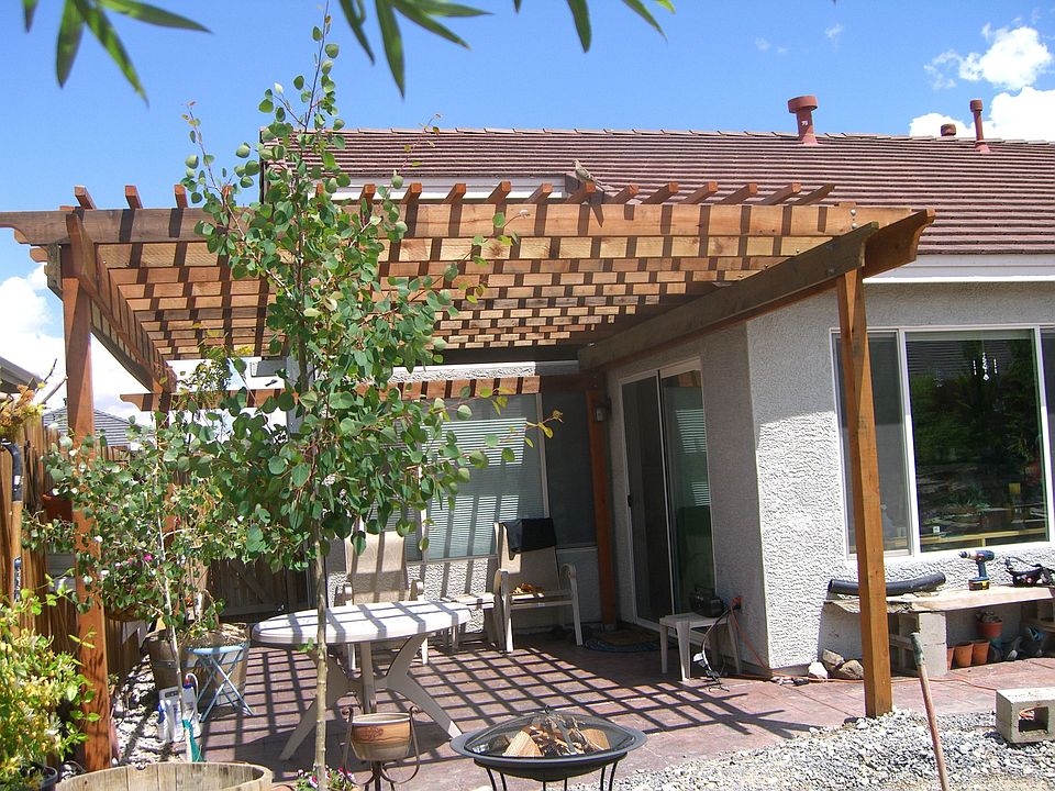 Pergola & Patio