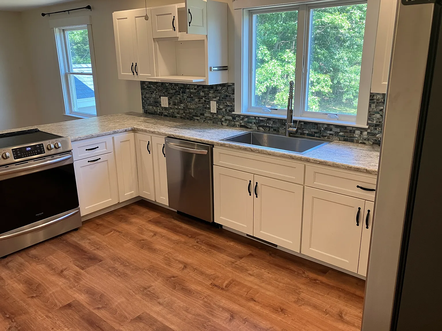 145 Lunt Rd — Photo 3