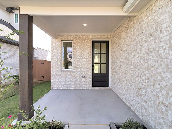 4th image of 24915 Poppy Terrace Ct