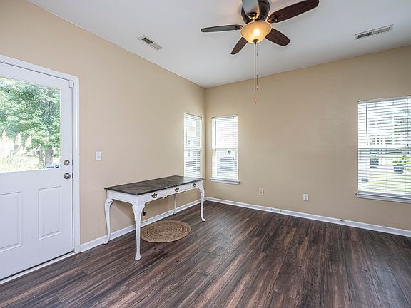 4th image of 246 Grand Oaks Dr