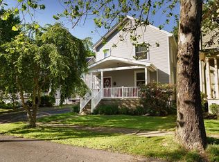116 Vincennes Ave, Oakdale, PA 15071