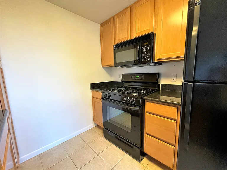 355 I St SW #S-123 — Photo 28