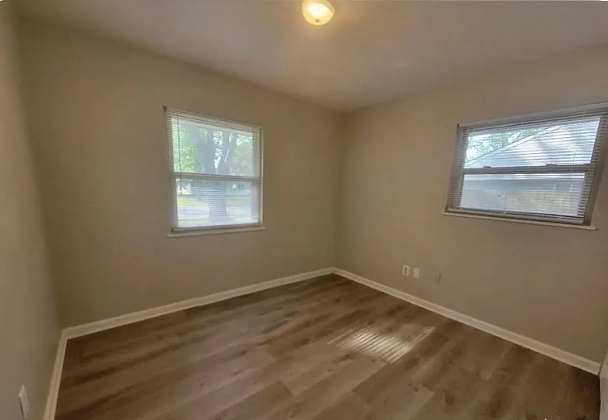 1 bed, 770 sqft, $950 — Photo 3
