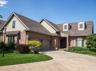 8516 N Wyndhill Ln, Peoria, IL 61615