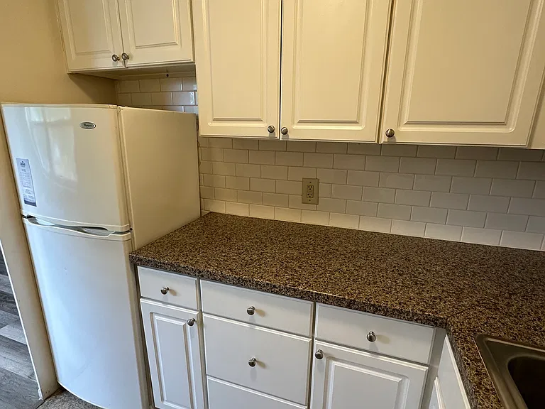 155 Wayne St #2 — Photo 3