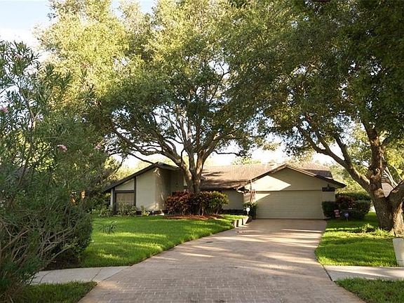 2nd image of 1002 Chatham Ct