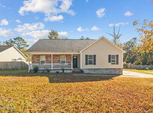 297 Haws Run Rd, Jacksonville, NC 28540