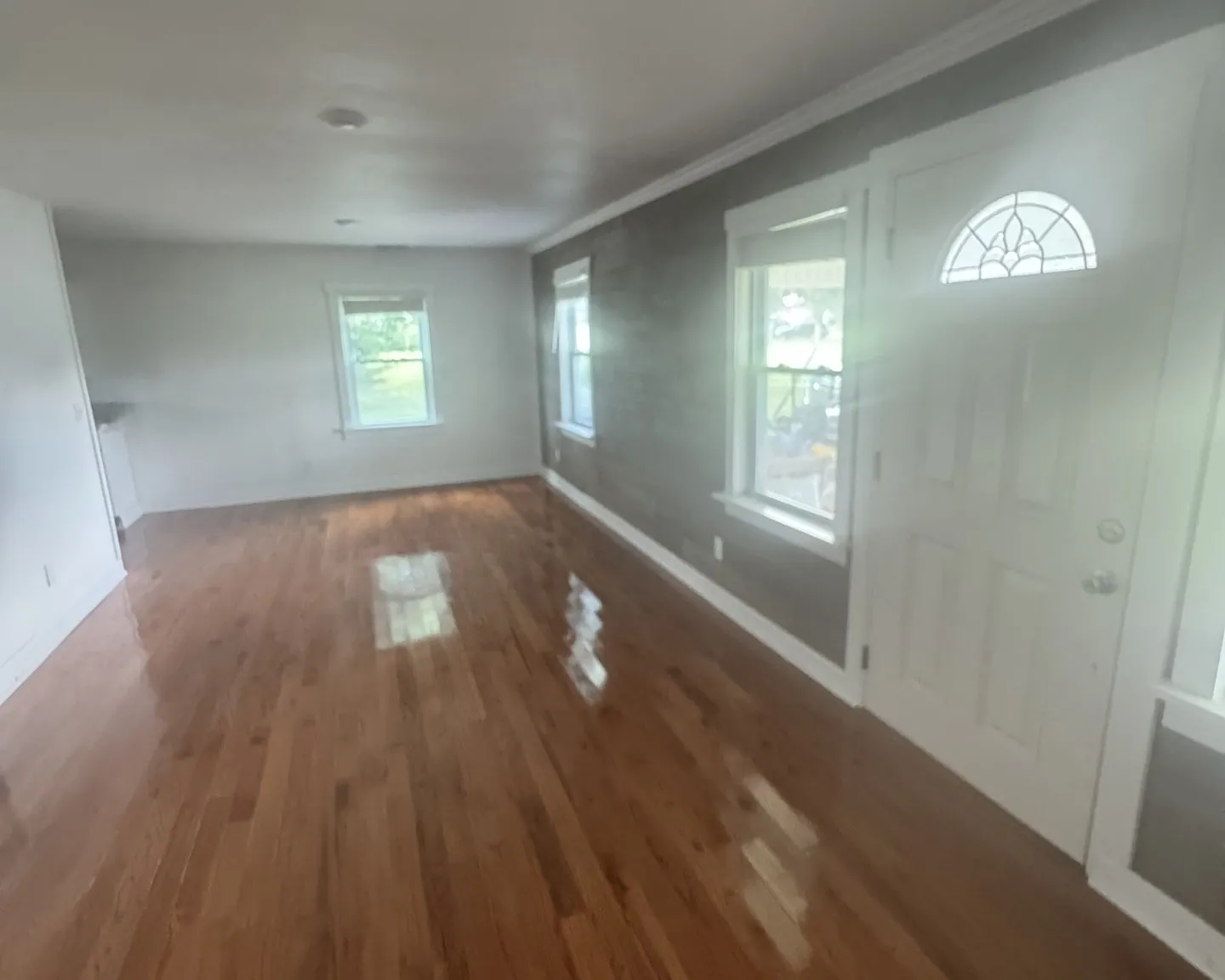 2 bed, 1100 sqft, $1,350 — Photo 2