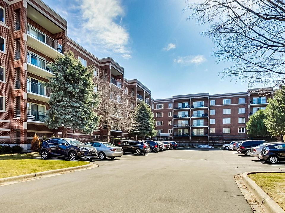 1st image of 6401 W Berteau Ave APT 212