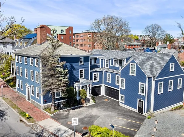 23 Summer St APT 2, Salem, MA 01970