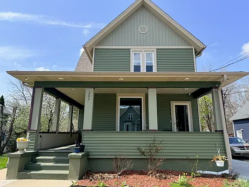 202 Perry St #1 Photo 1