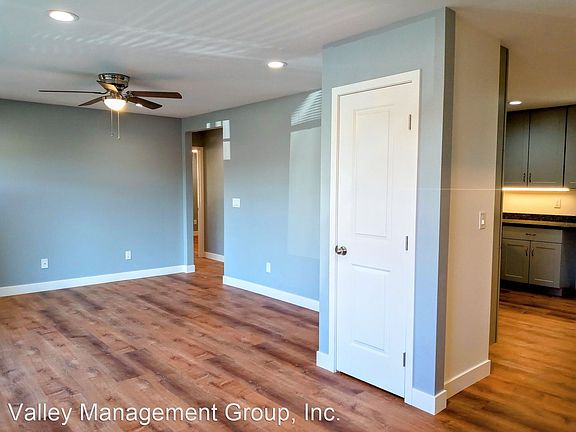4th image of 2798 Florence Ave