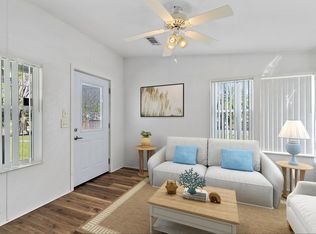 135 Riverside Ave, Satsuma, FL 32189