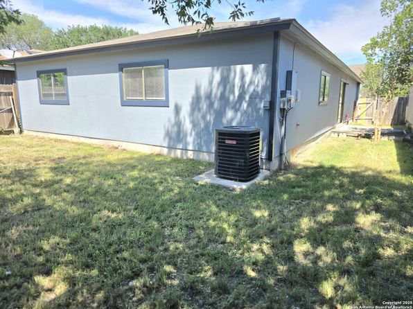 3123 opal, San Antonio, TX 78245