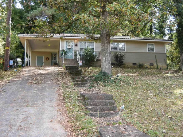 1215 Oakdale Cir, Weaver, AL 36277