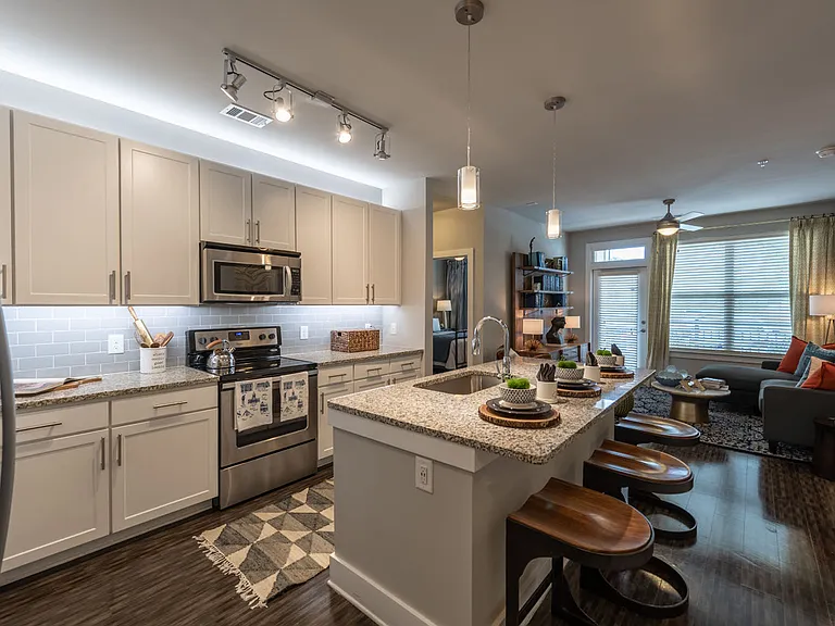 Centra at North Druid Hills — Photo 2