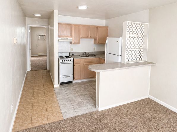 953 Azalea Ct APT 1