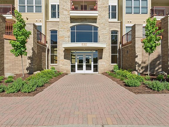 2nd image of 630 Main St N APT 203